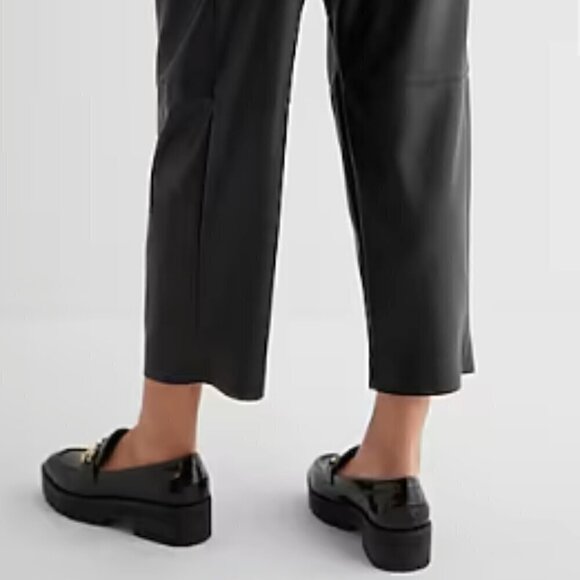 NWT Express High Waisted Faux Leather Belted Utility Ankle Pant Black Size 4S - Picture 4 of 13